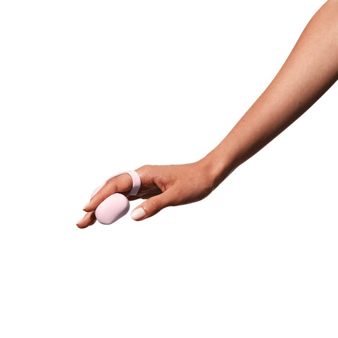 DAME - Fin 2.0 Finger Vibrator - Quartz - Image 3