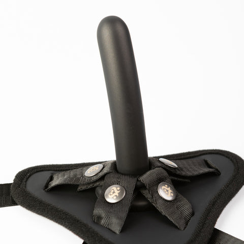 SEI MIO - Perfectly Pegged - Beginners Strap-On Harness and 5’’ Dildo - Image 3