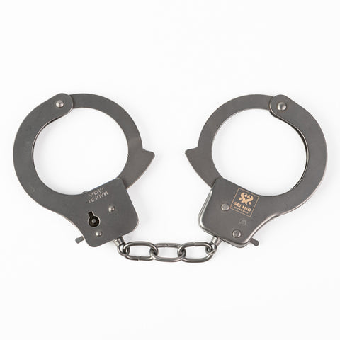 SEI MIO - Secure and Begging for Amore - Robust Metal Handcuffs - Image 4