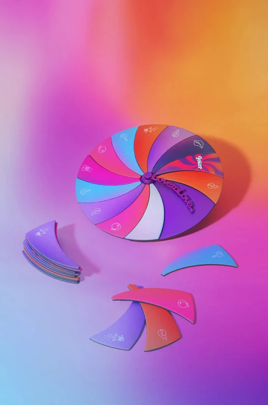 Love to Love - Spin Me Round - Jeu Love to Love by Strap On Me - Image 3