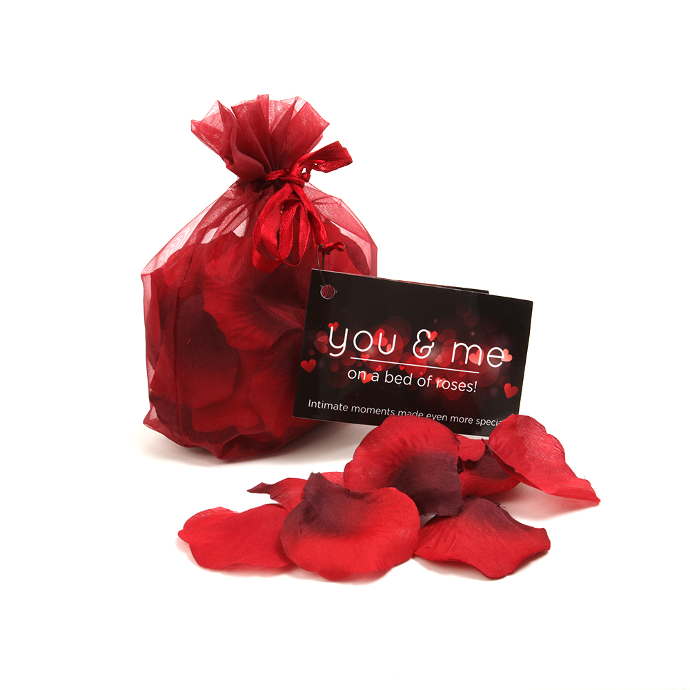 You & Me On A Bed Of Roses! by CC Games - Image 4